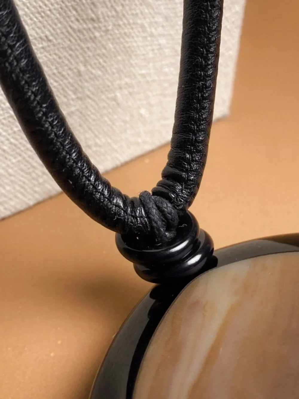 Lafayette 148 New York Large Faux Horn Pebble Modernist Pendant Leather Necklace